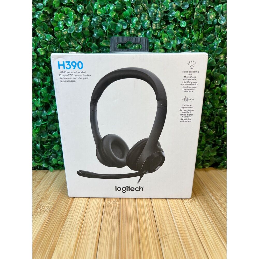 NIB Logitech H390 USB Headset ClearChat with Noise Cancelling Mic New